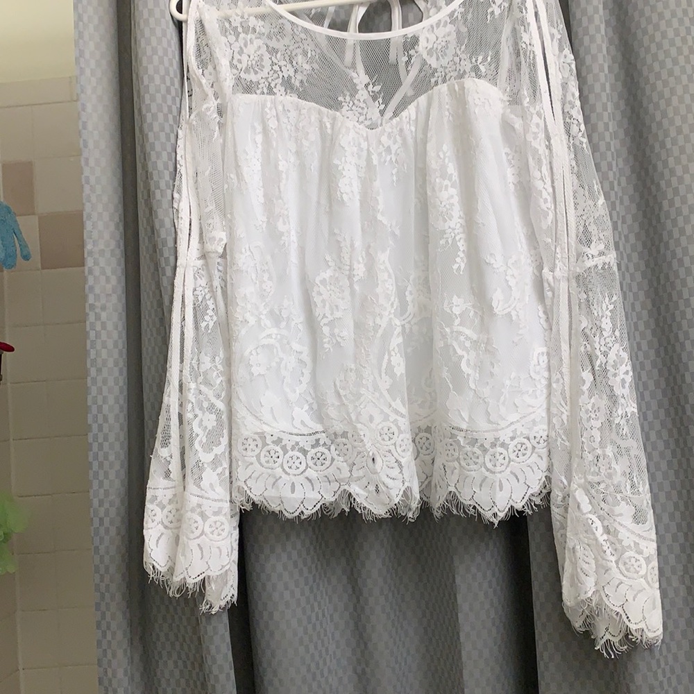 Abercrombie & Fitch blouses size S